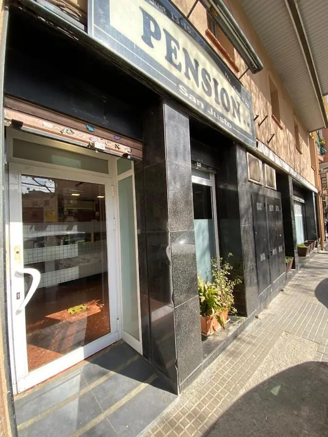 Pension San Justo Santa Coloma de Gramenet Guest house