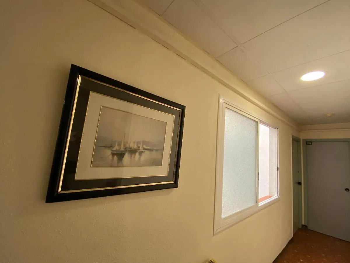 Pension San Justo Santa Coloma de Gramenet Guest house