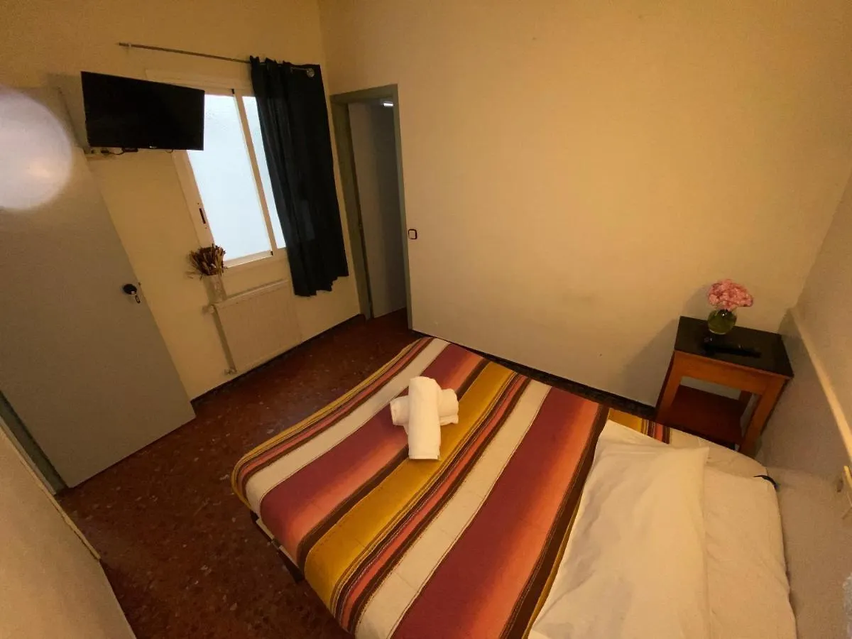 Pension San Justo Santa Coloma de Gramanet 0*,  西班牙